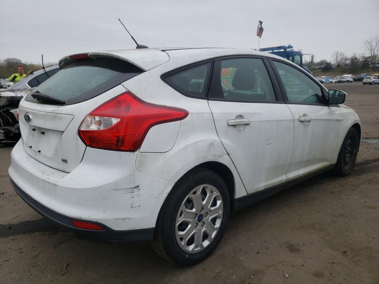 Photo 4 from auction – 2012 FORD FOCUS with VIN 1FAHP3K21CL187434