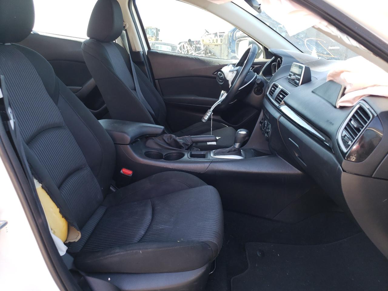Photo 5 from auction – 2014 MAZDA 3 TOURING with VIN 3MZBM1V76EM111629