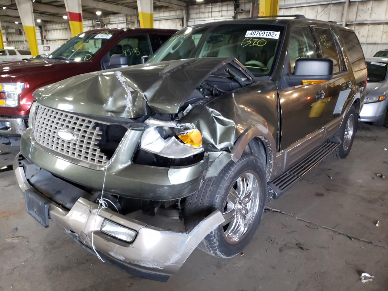 Zdjęcie 2 z aukcji – 2003 FORD EXPEDITION z VIN 1FMFU18L73LB07242