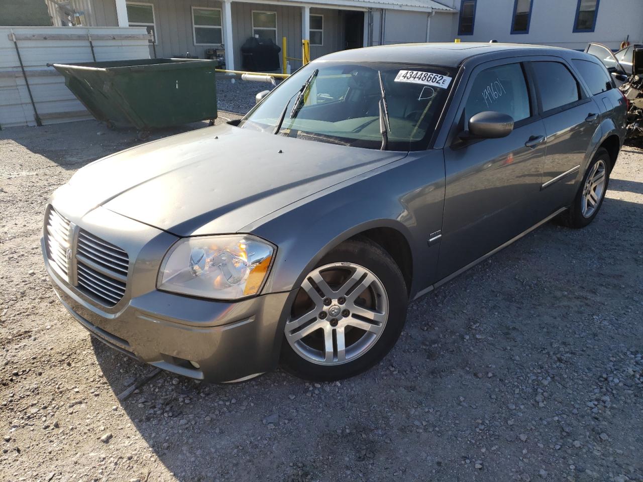 Photo 2 from auction – 2005 DODGE MAGNUM R/T with VIN 2D8GV58235H515095