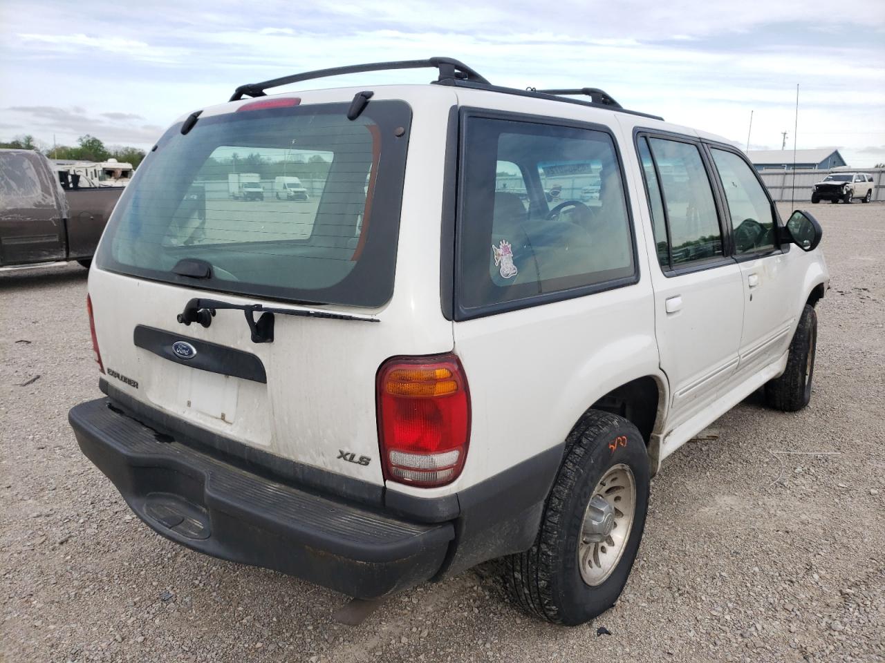 Photo 4 from auction – 2001 FORD EXPLORER X with VIN 1FMZU72E81ZA77382