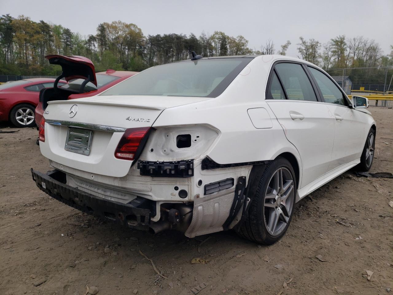 Photo 4 from auction – 2015 MERCEDES-BENZ E 350 4MAT with VIN WDDHF8JB0FB119783