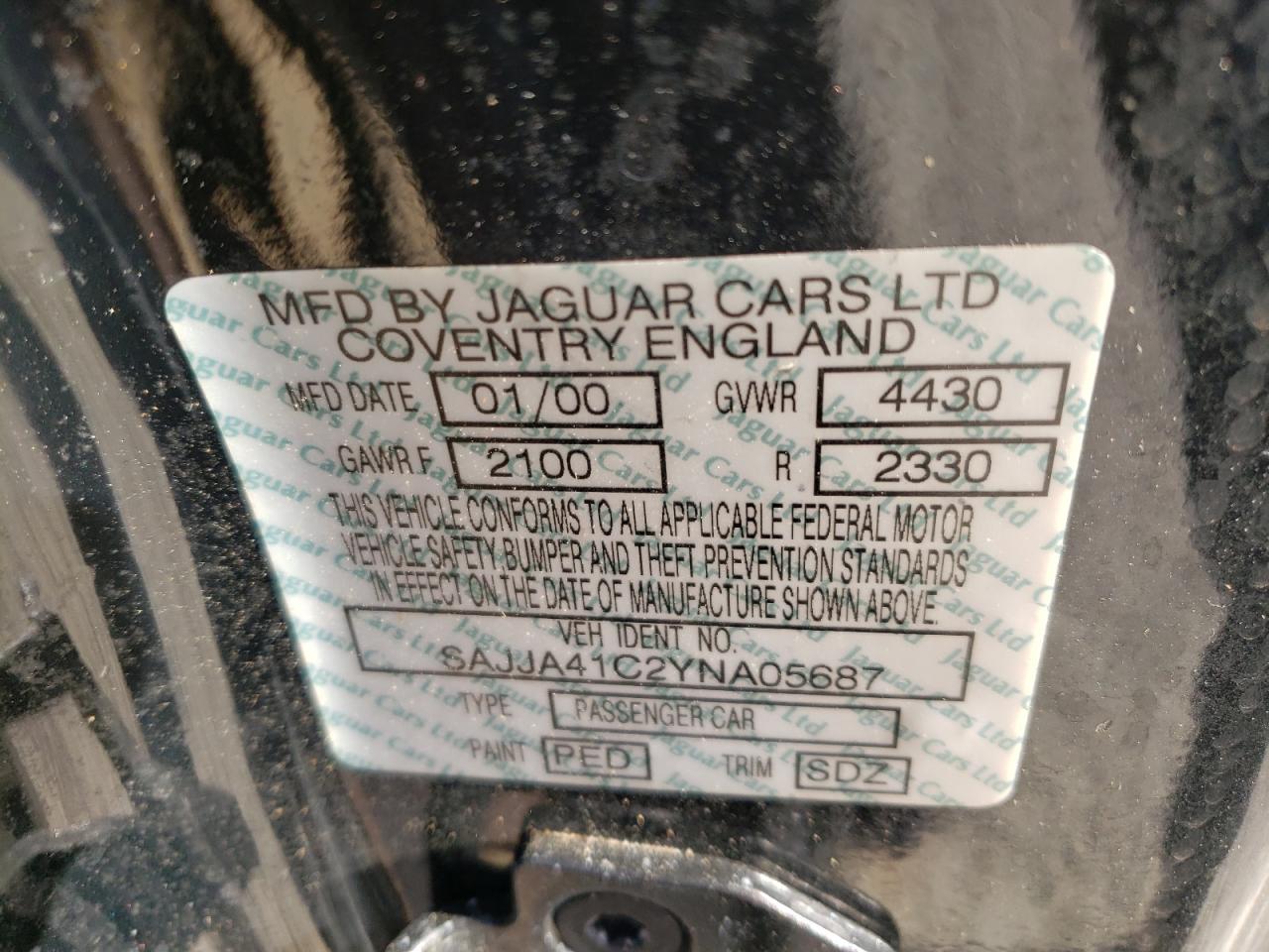 Photo 10 from auction – 2000 JAGUAR XK8 with VIN SAJJA41C2YNA05687