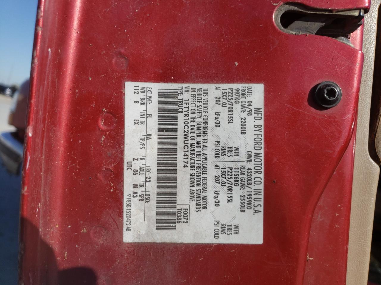Photo 10 from auction – 1998 FORD RANGER with VIN 1FTYR10C2WUC14174