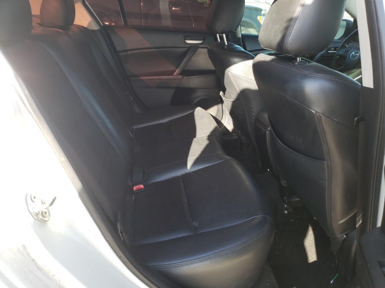 Photo 6 from auction – 2012 MAZDA 3 I with VIN JM1BL1UF9C1627248