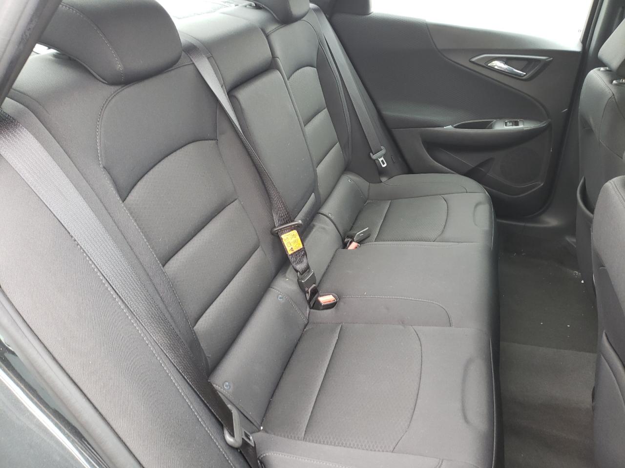 Photo 6 from auction – 2016 CHEVROLET MALIBU LT with VIN 1G1ZE5ST6GF298664