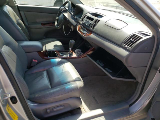 Photo 5 from auction – 2002 TOYOTA CAMRY LE with VIN 4T1BF30K52U027275