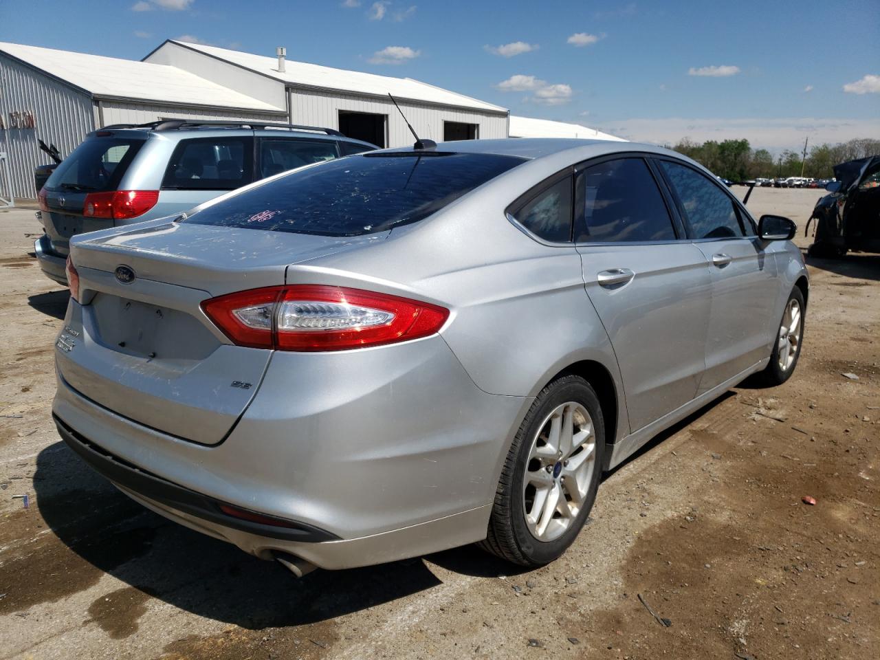 Photo 4 from auction – 2013 FORD FUSION SE with VIN 3FA6P0H7XDR207675