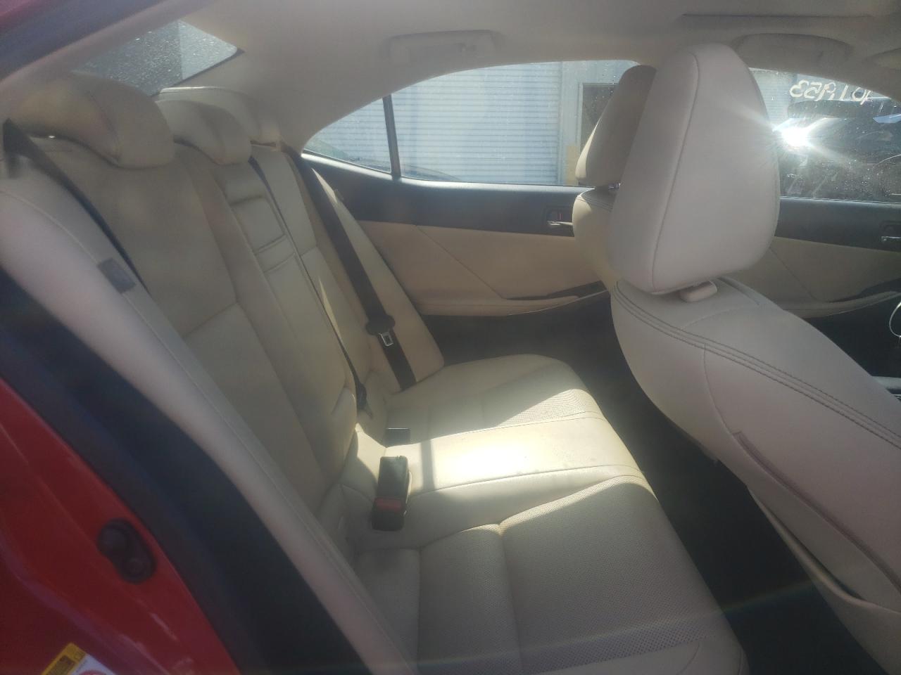 Photo 6 from auction – 2016 LEXUS IS 350 with VIN JTHBE1D21G5026744