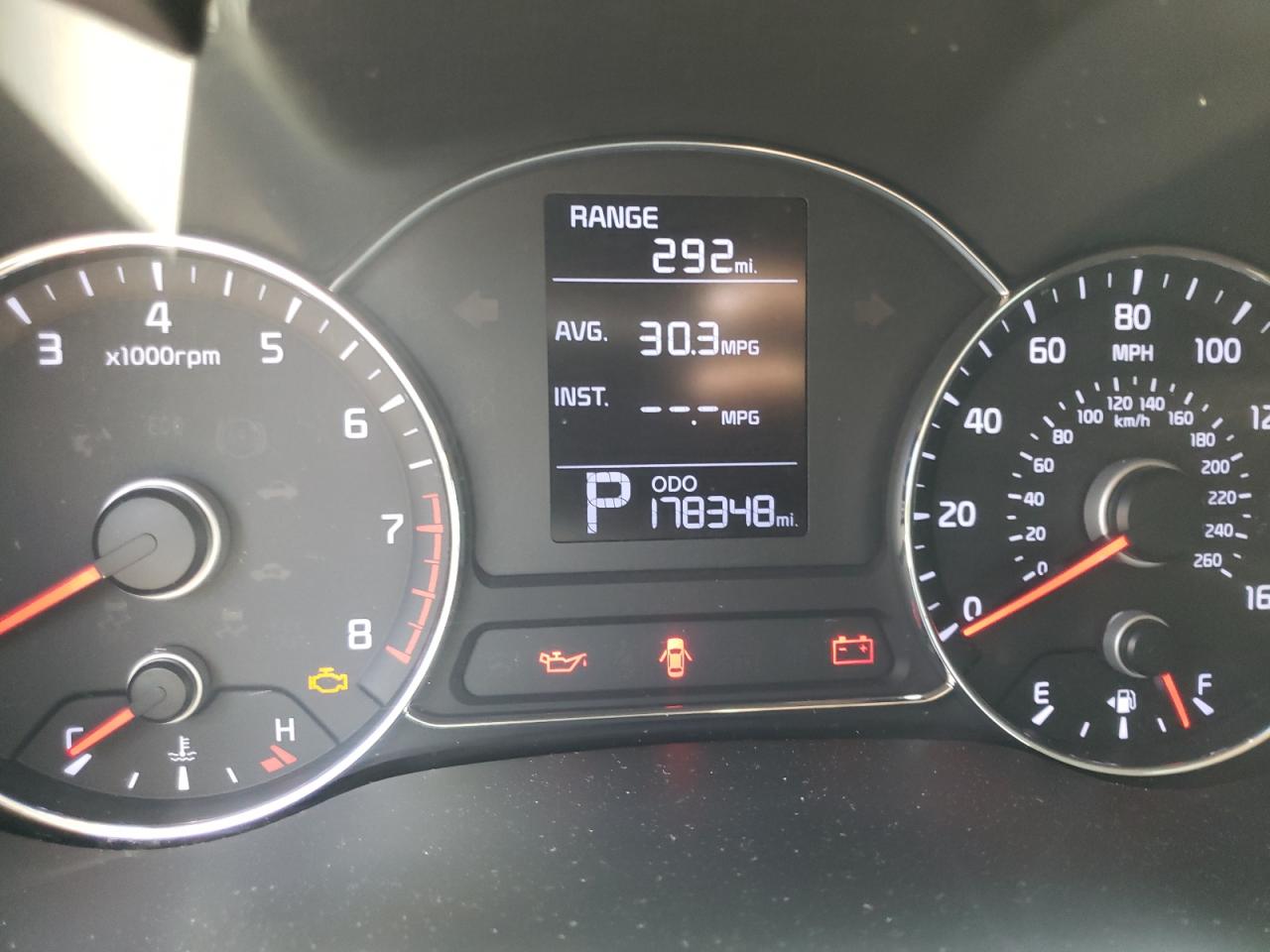 Photo 8 from auction – 2016 KIA FORTE LX with VIN KNAFK4A60G5438896