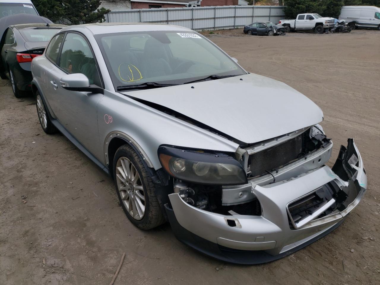 VOLVO C30 T5 2010 with VIN YV1672MK9A2173299 - Photo from auction