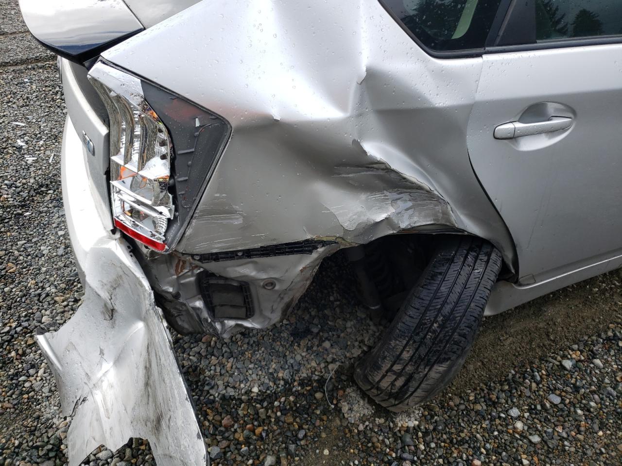 Photo 9 from auction – 2010 TOYOTA PRIUS with VIN JTDKN3DU8A0104407