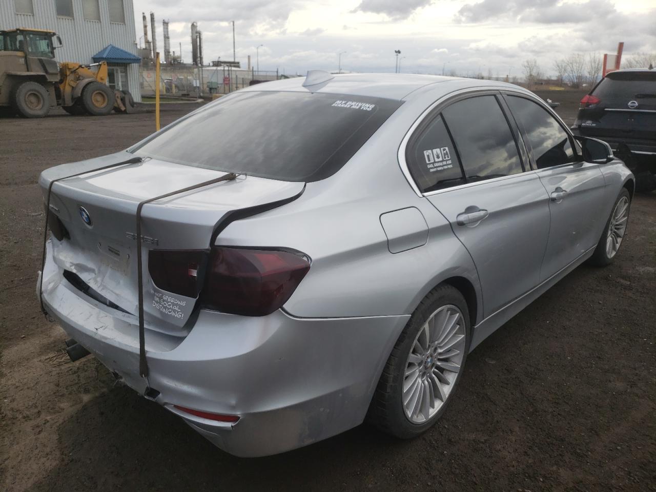 Photo 4 from auction – 2014 BMW 328 XI with VIN WBA3B3G52ENR85127