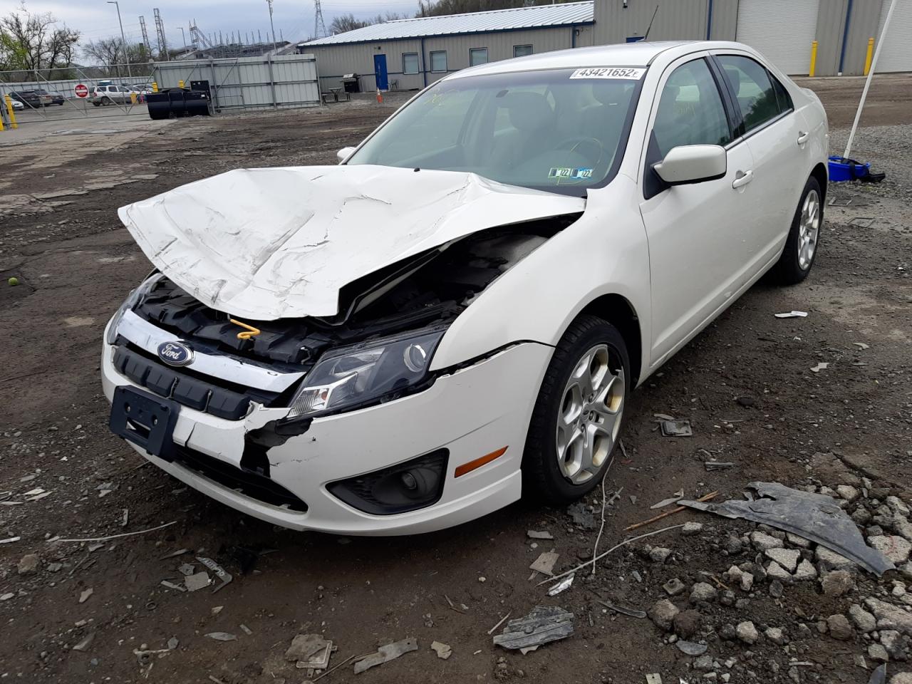 Photo 2 from auction – 2011 FORD FUSION SE with VIN 3FAHP0HA4BR205941