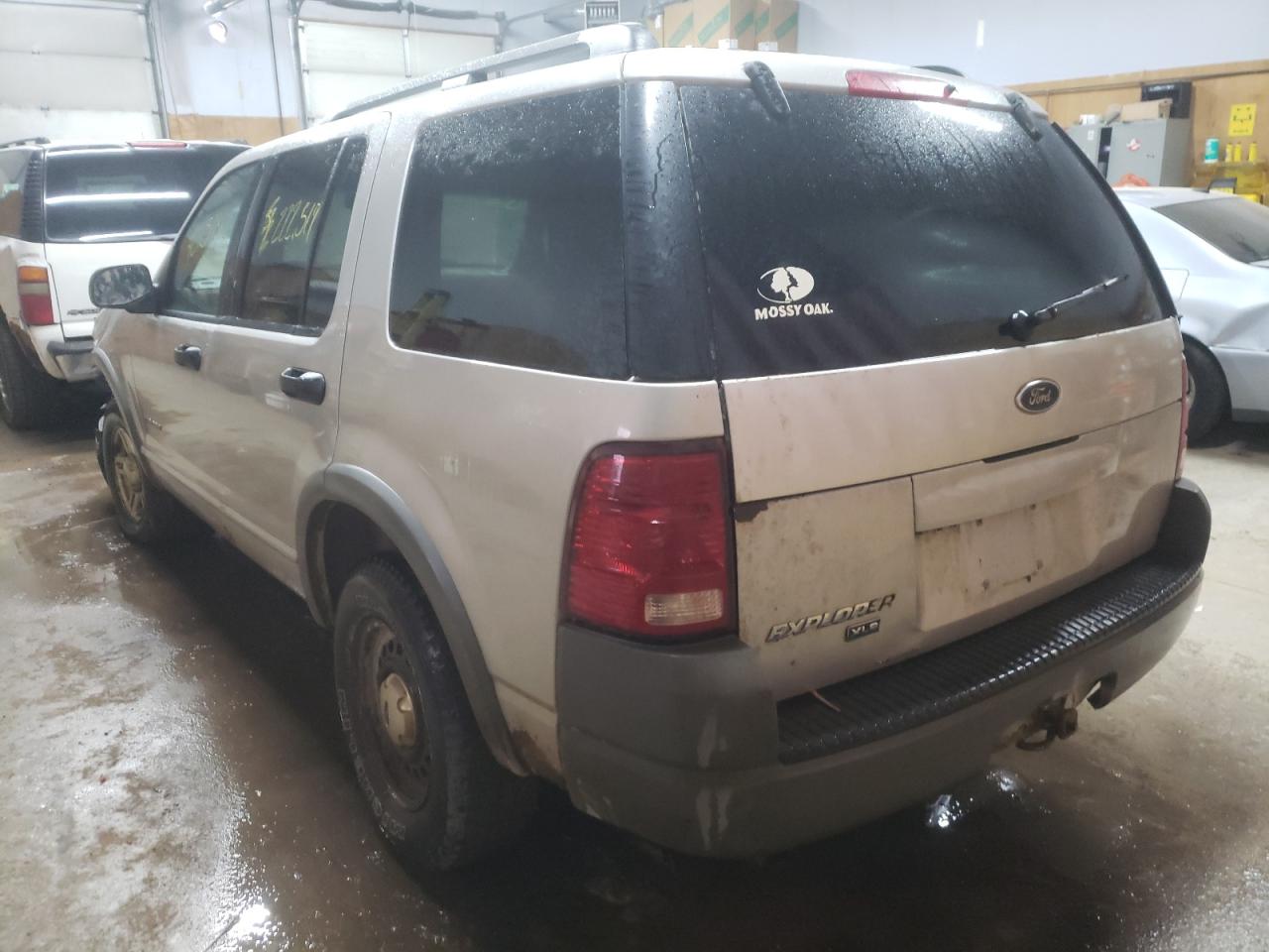 Photo 3 from auction – 2002 FORD EXPLORER X with VIN 1FMZU72EX2ZC29115