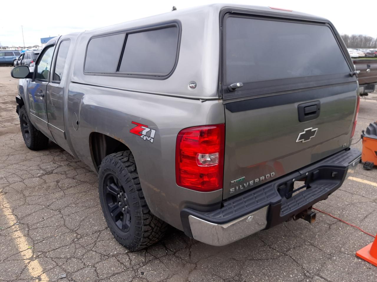 Photo 3 from auction – 2012 CHEVROLET SILVERADO with VIN 1GCRKSE70CZ222962