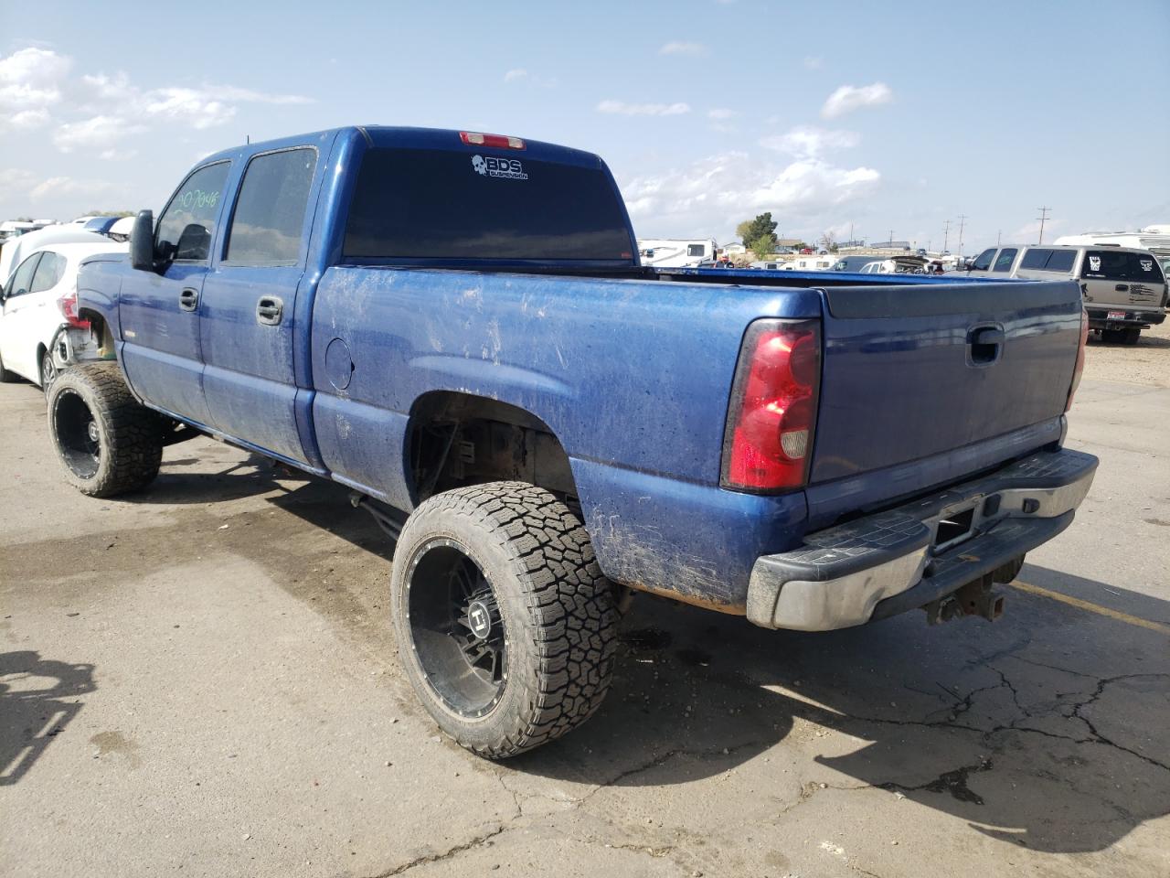 Photo 3 from auction – 2004 CHEVROLET SILVERADO with VIN 1GCHK23234F250972