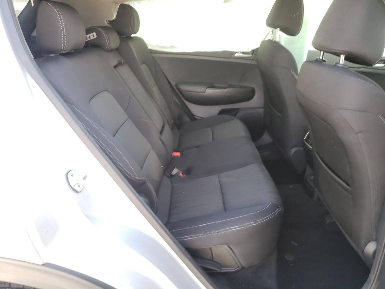 Photo 6 from auction – 2017 KIA SPORTAGE L with VIN KNDPMCAC6H7280846