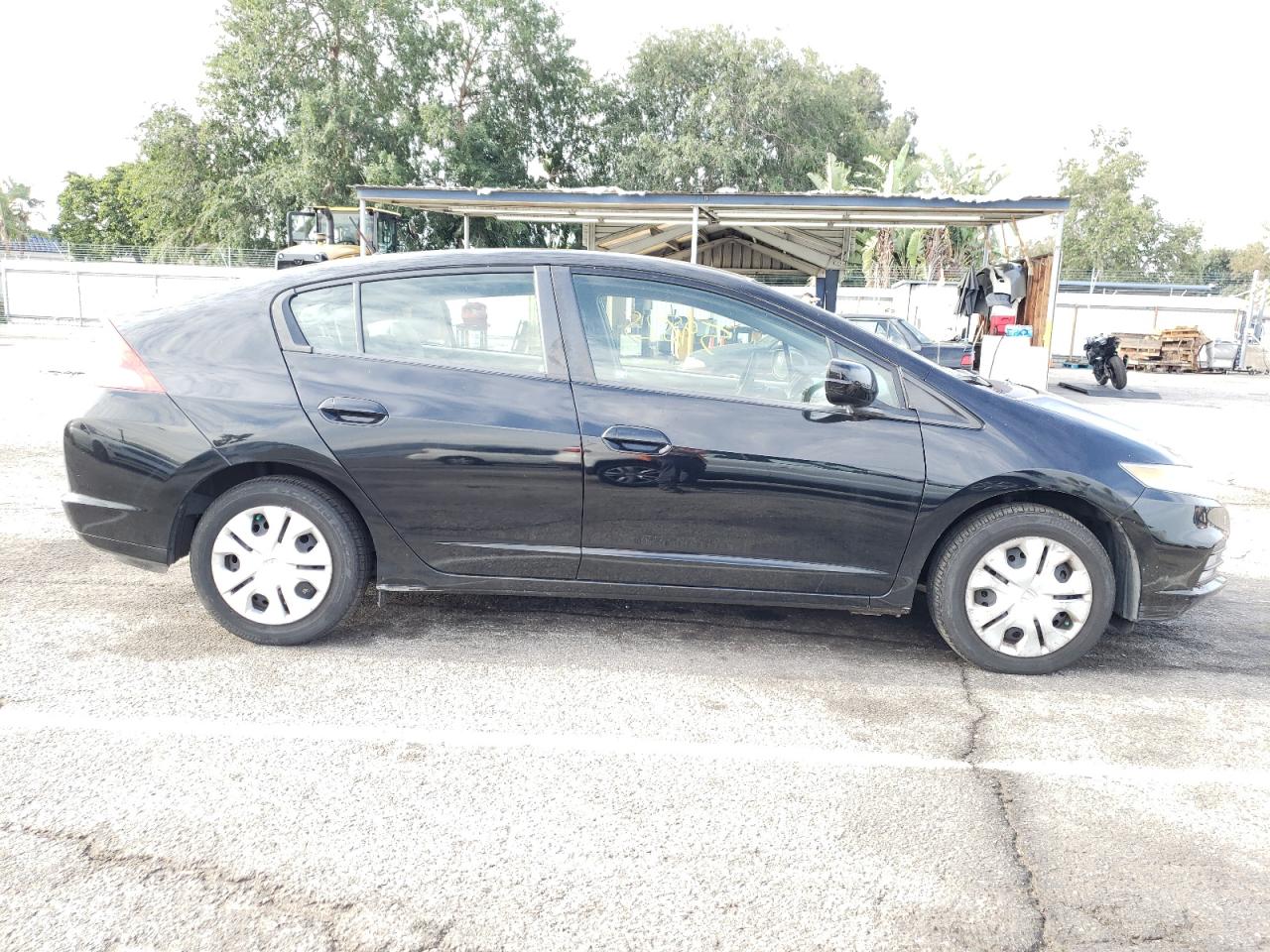 Photo 9 from auction – 2013 HONDA INSIGHT with VIN JHMZE2H32DS003820
