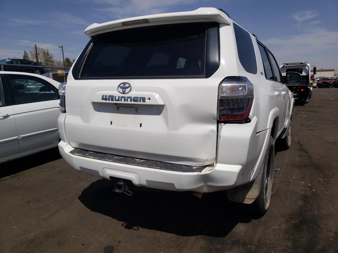 Photo 9 from auction – 2019 TOYOTA 4RUNNER with VIN JTEBU5JR3K5654869