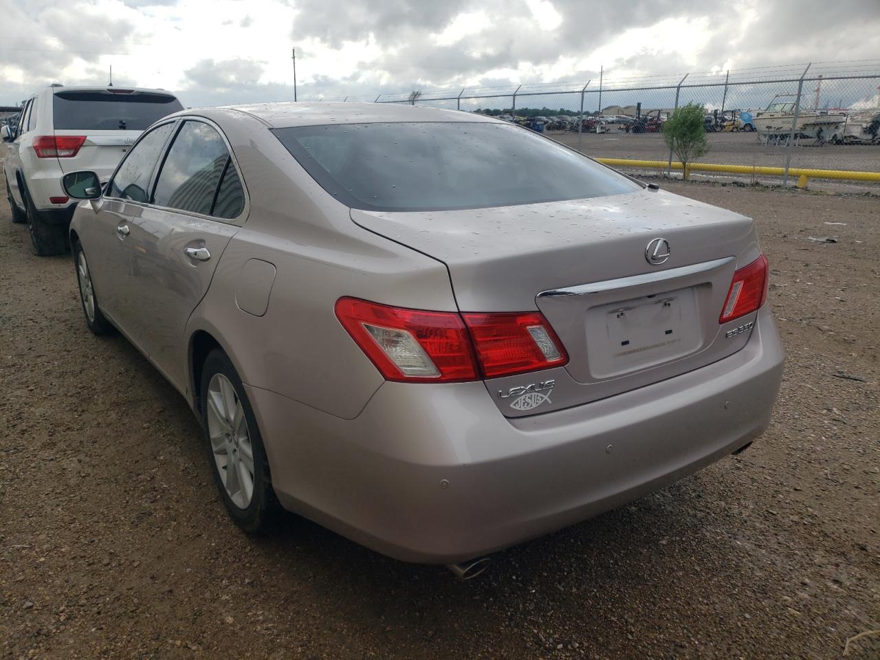 Photo 3 from auction – 2007 LEXUS ES 350 with VIN JTHBJ46G572087439