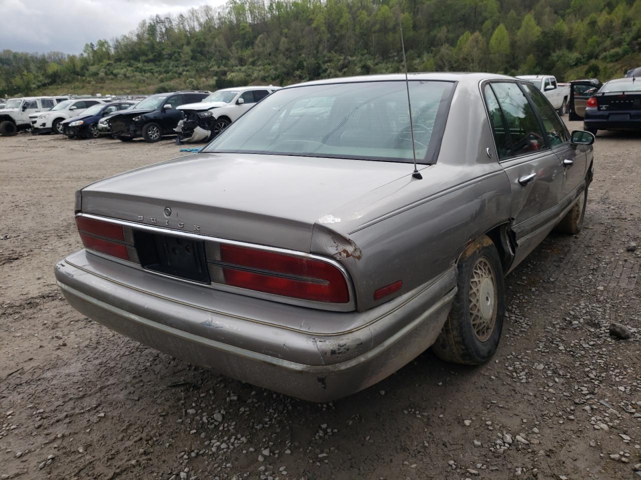 Photo 4 from auction – 1996 BUICK PARK AVENU with VIN 1G4CW52K4TH612596