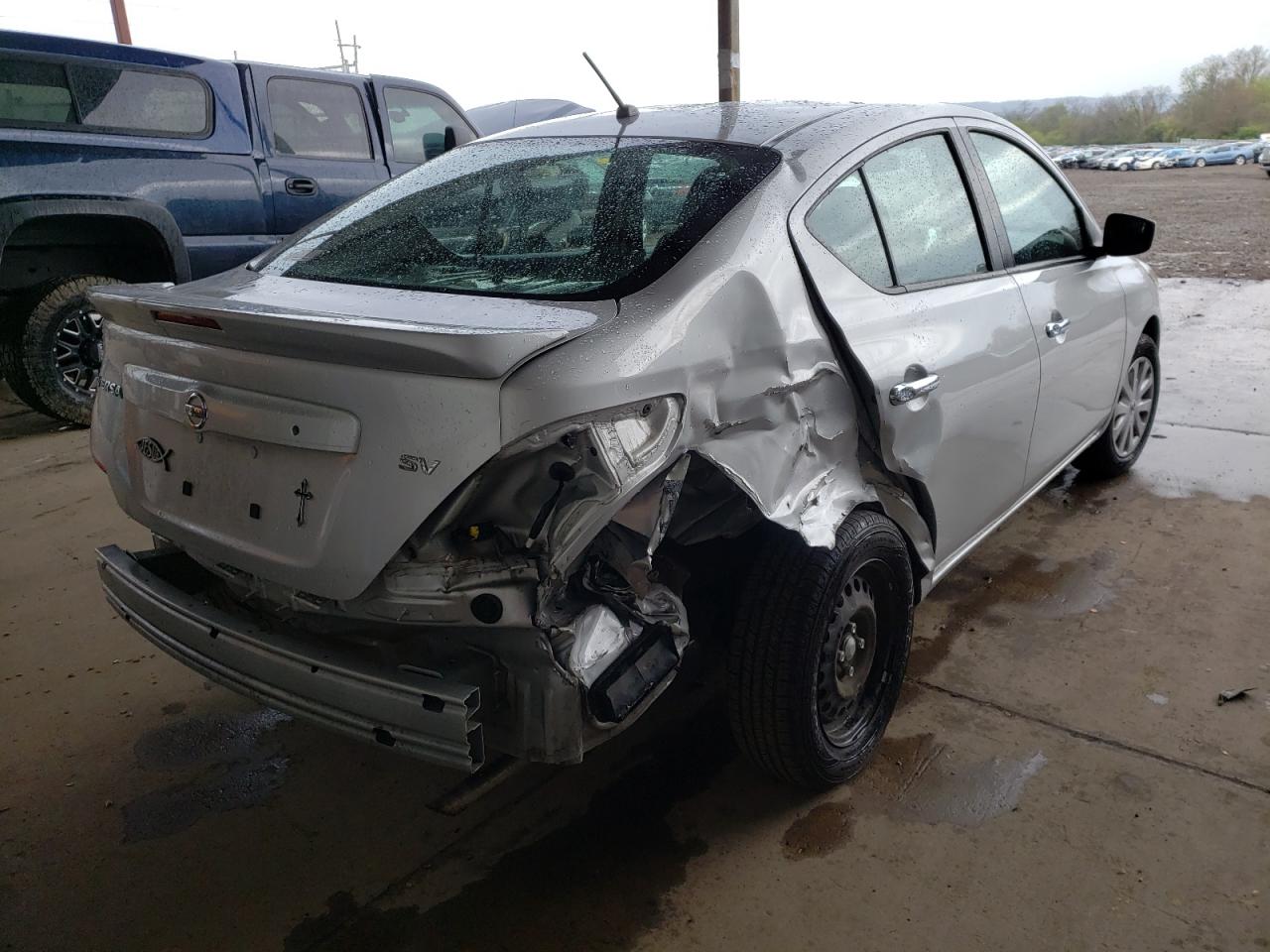 Photo 4 from auction – 2017 NISSAN VERSA S with VIN 3N1CN7AP5HK415714