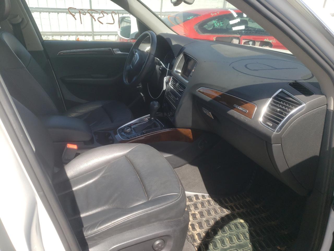 Photo 5 from auction – 2010 AUDI Q5 PREMIUM with VIN WA1LKAFP3AA017334