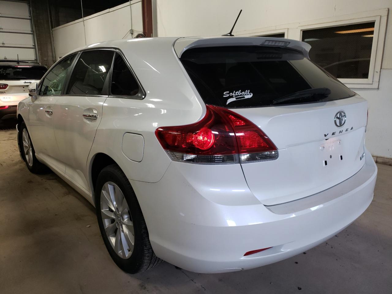 Photo 3 from auction – 2013 TOYOTA VENZA LE with VIN 4T3BA3BB4DU036992