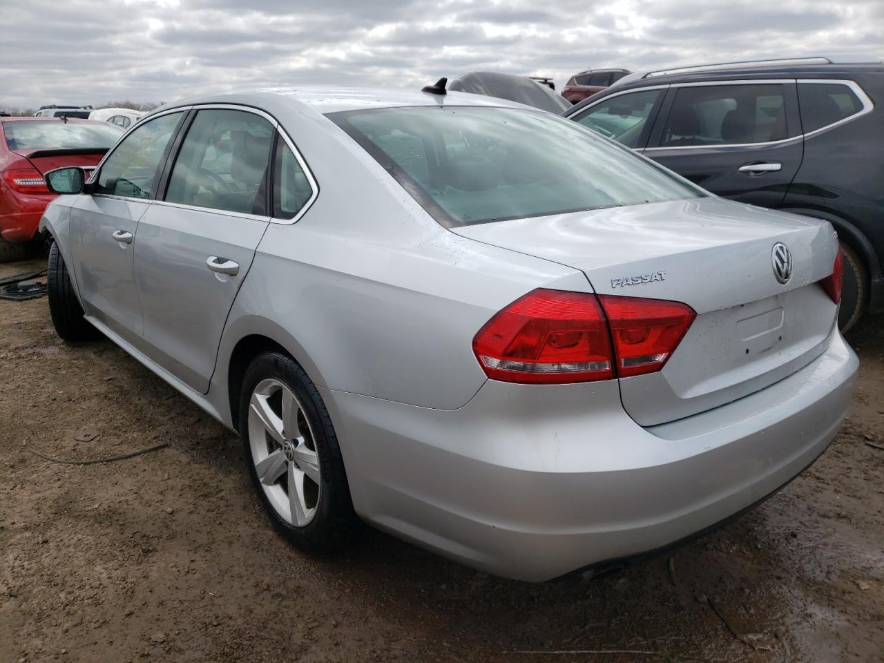 Photo 3 from auction – 2014 VOLKSWAGEN PASSAT SE with VIN 1VWBS7A31EC112622