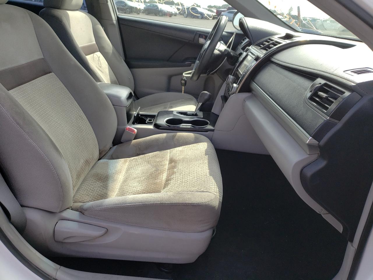 Photo 5 from auction – 2012 TOYOTA CAMRY L/LE with VIN 4T1BF1FK2CU549844