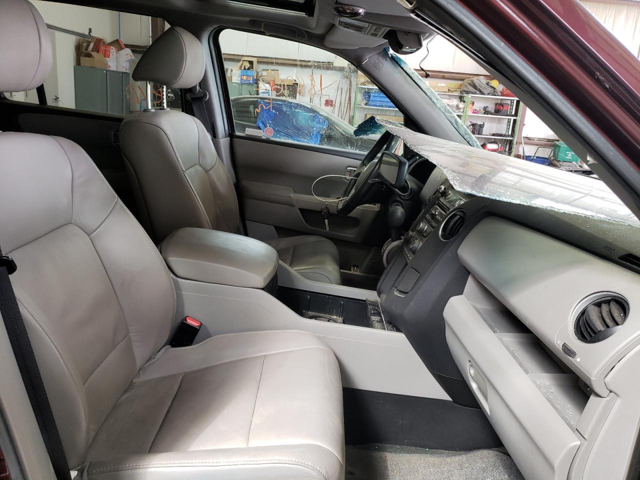 Photo 5 from auction – 2014 HONDA PILOT EXL with VIN 5FNYF4H52EB504373