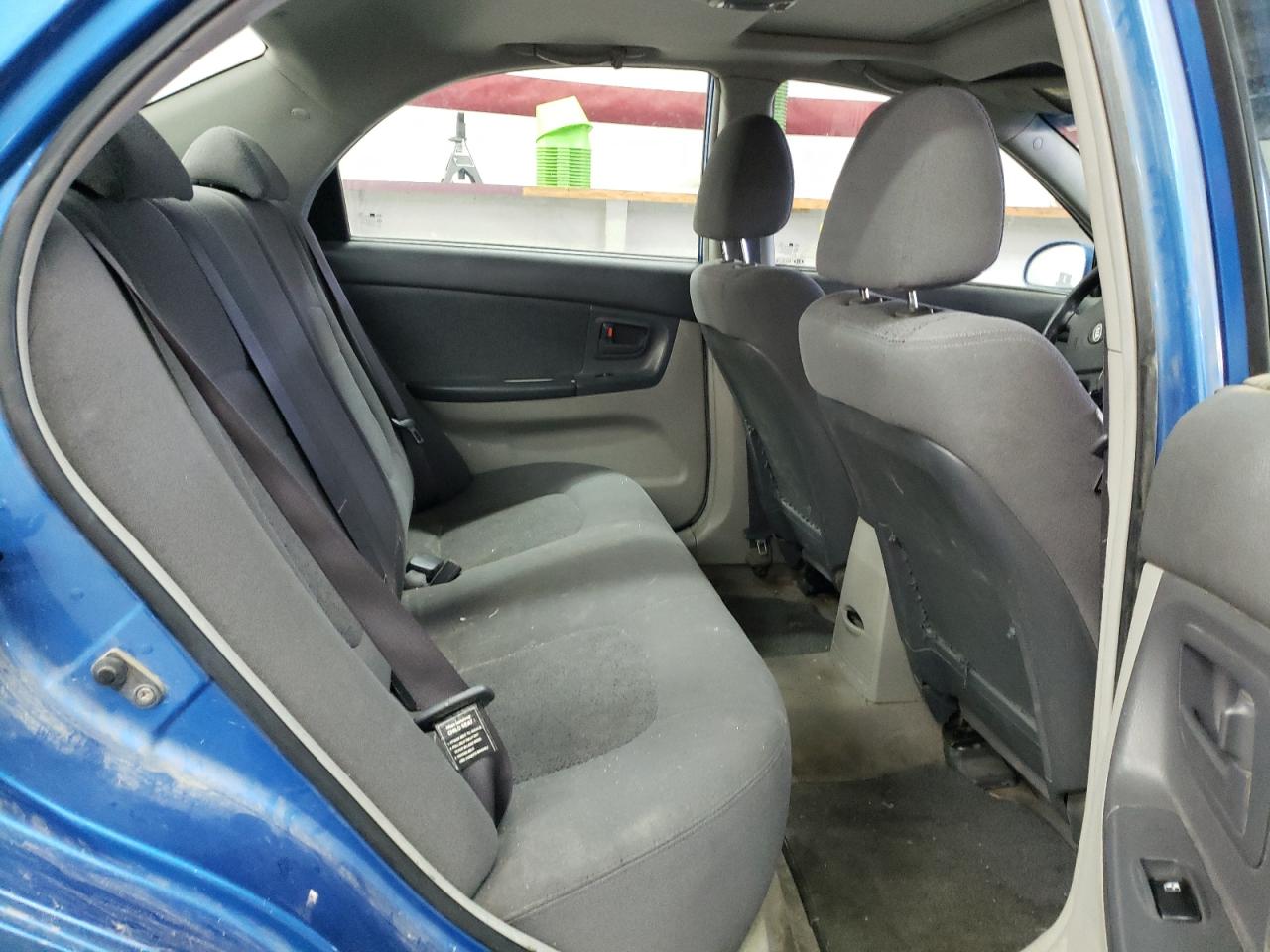 Photo 6 from auction – 2006 KIA SPECTRA with VIN KNAFE121X65240897