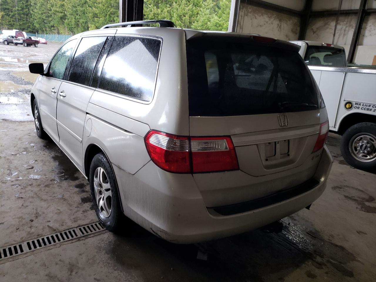 Photo 3 from auction – 2005 HONDA ODYSSEY EX with VIN 5FNRL38615B416138