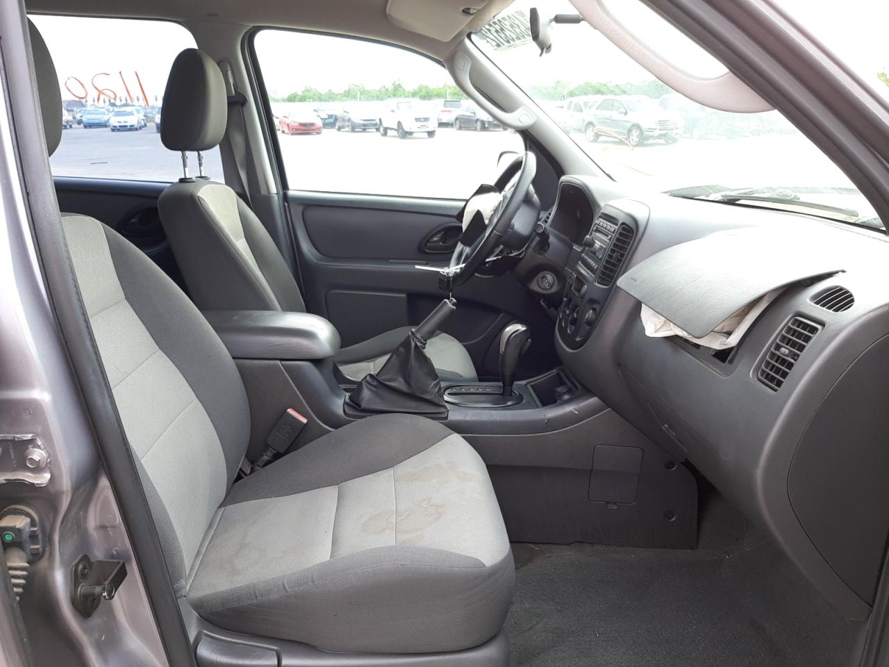 Photo 5 from auction – 2007 FORD ESCAPE XLS with VIN 1FMCU02Z17KA07806