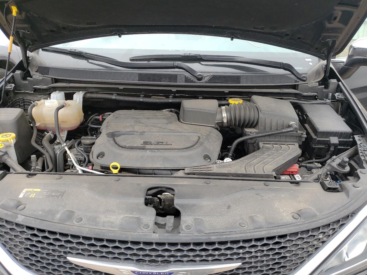 Photo 7 from auction – 2020 CHRYSLER PACIFICA L with VIN 2C4RC1GG3LR171441