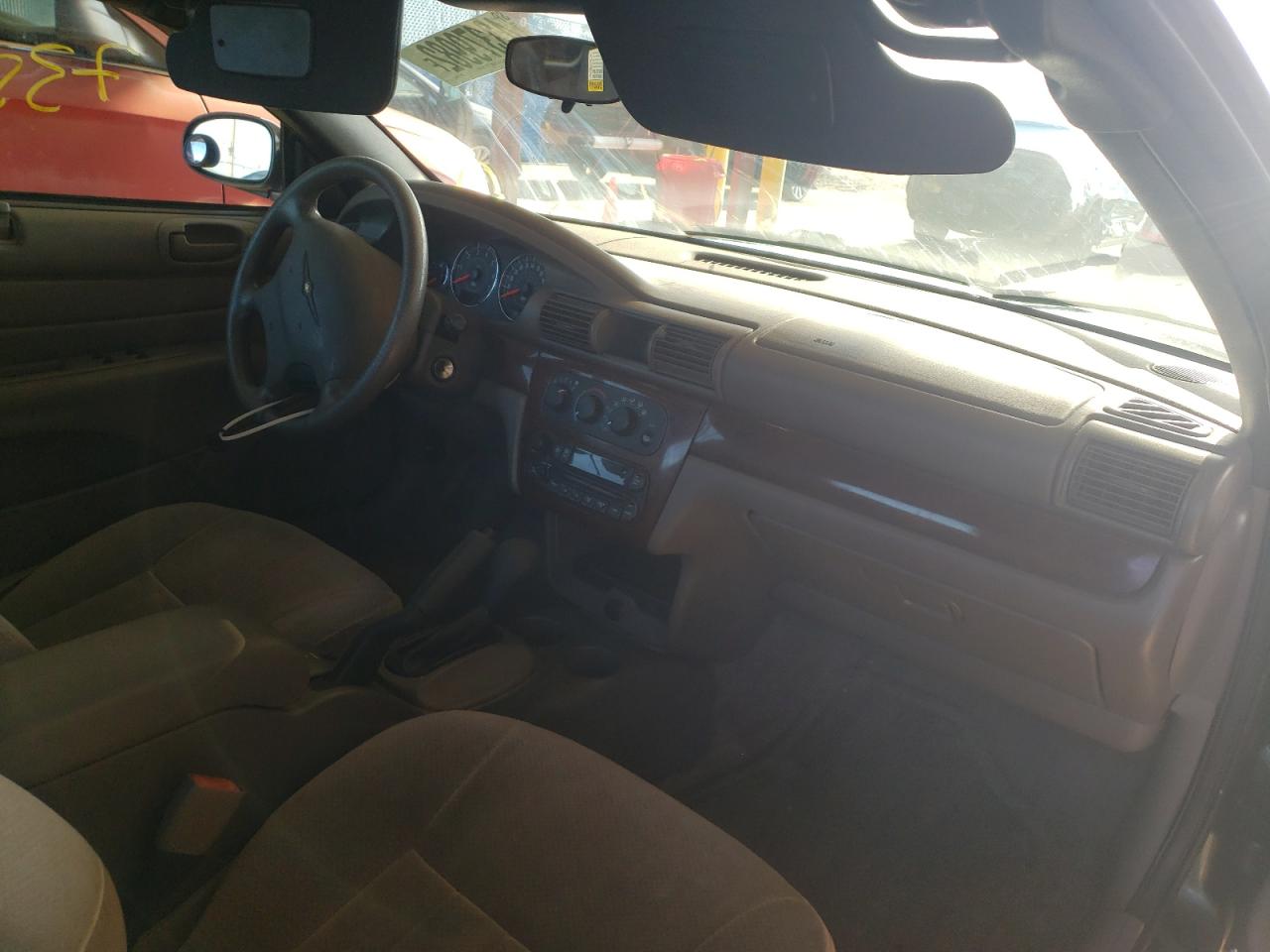 Photo 9 from auction – 2002 CHRYSLER SEBRING LX with VIN 1C3EL45R52N287566