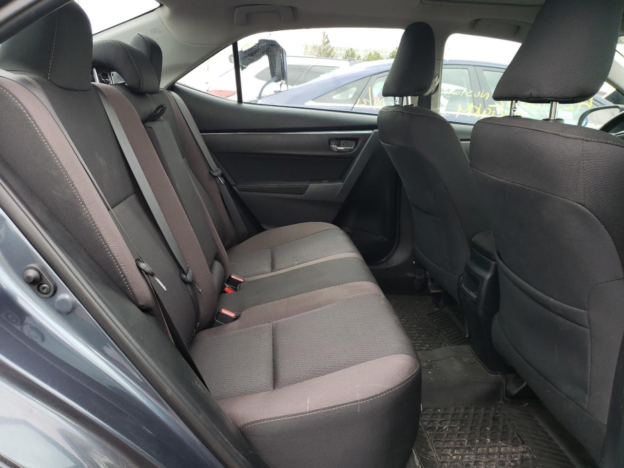 Photo 6 from auction – 2018 TOYOTA COROLLA L with VIN 2T1BURHE2JC111917