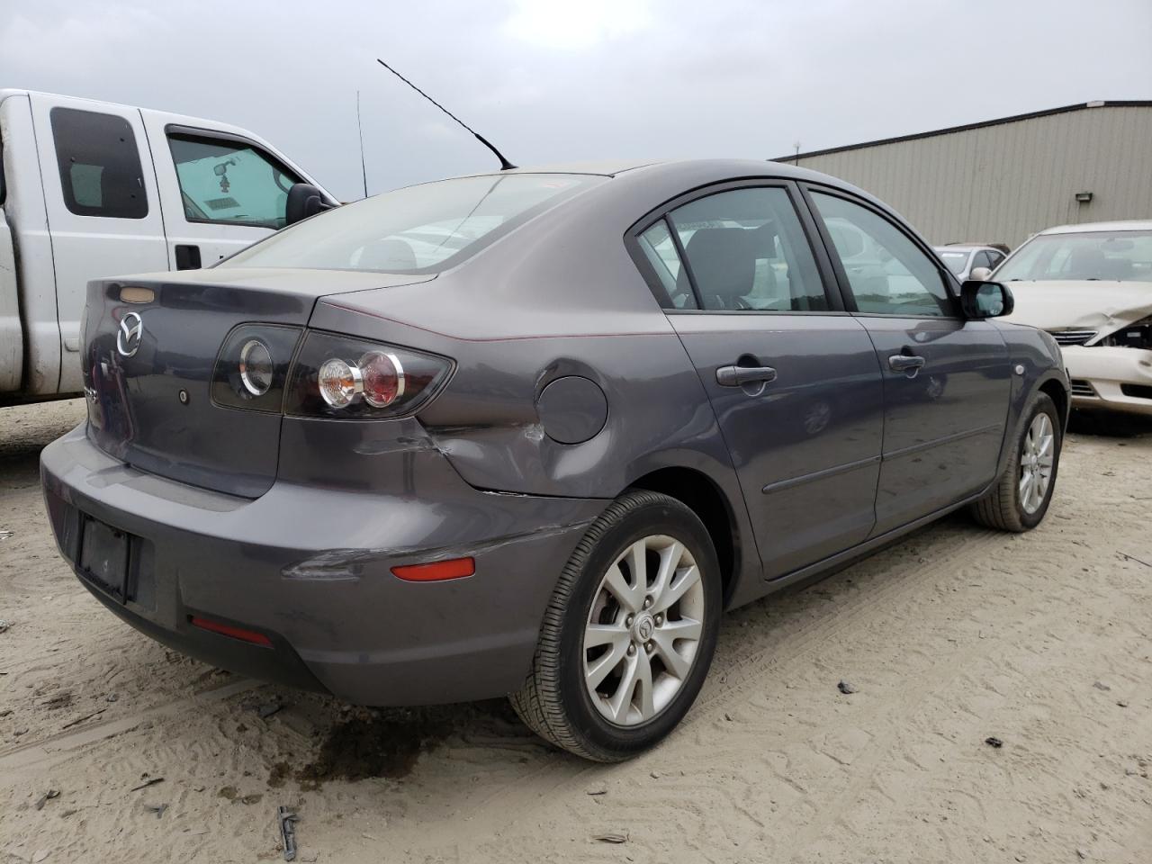Photo 4 from auction – 2007 MAZDA 3 I with VIN JM1BK12F171711821