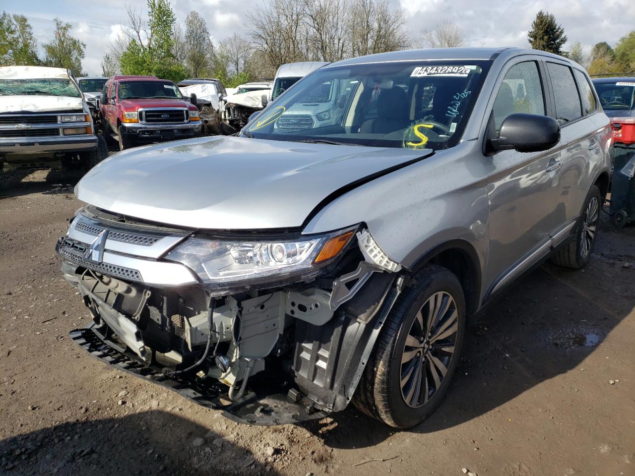 Photo 2 from auction – 2020 MITSUBISHI OUTLANDER with VIN JA4AZ3A30LZ026225