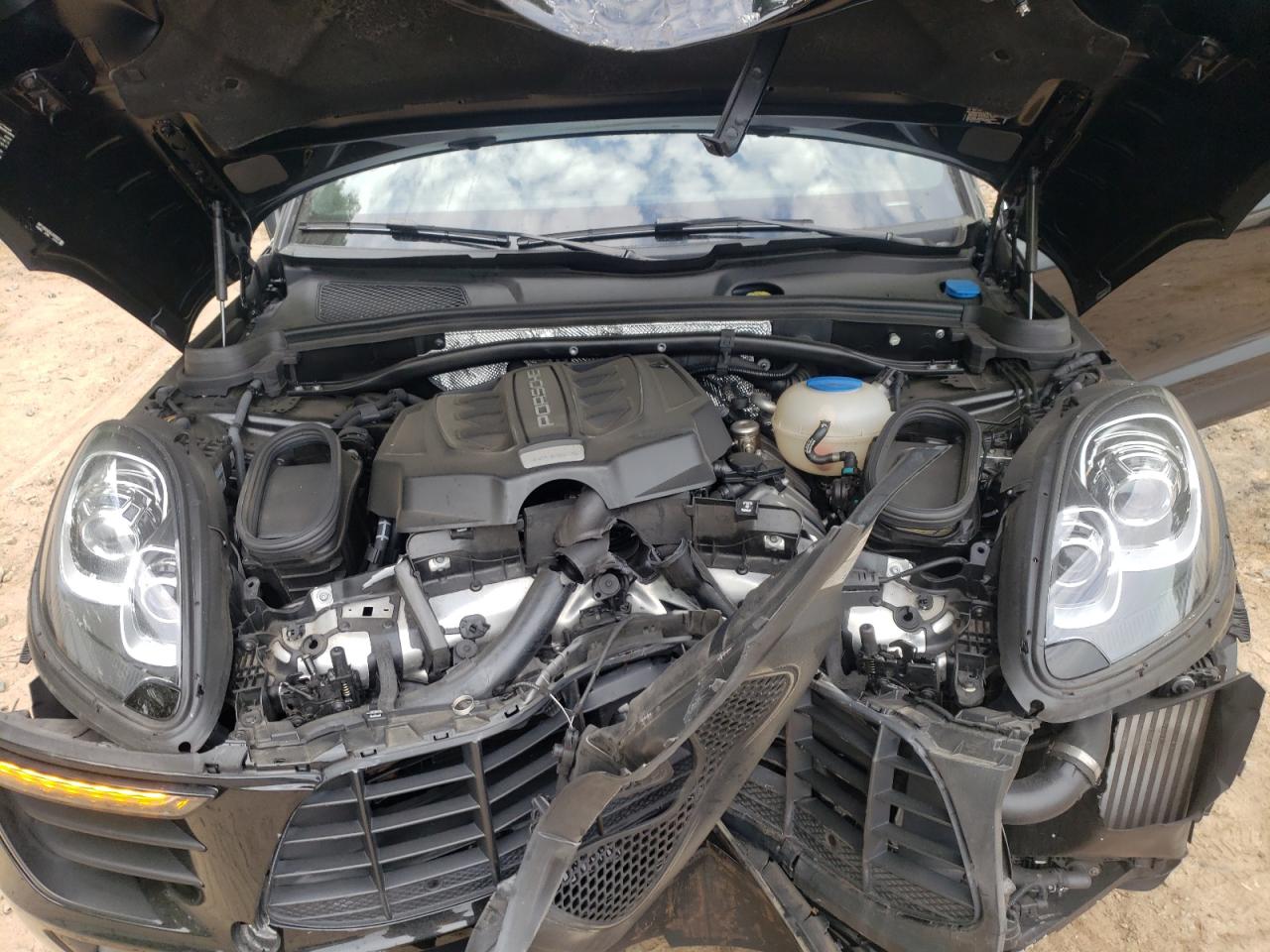 Photo 7 from auction – 2018 PORSCHE MACAN S with VIN WP1AB2A50JLB30833