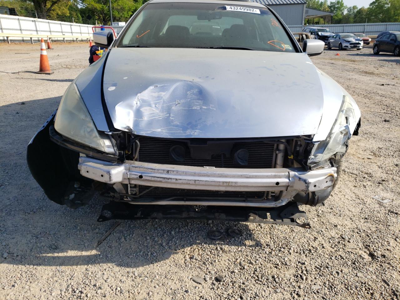 Photo 9 from auction – 2004 HONDA ACCORD EX with VIN 1HGCM66504A063561