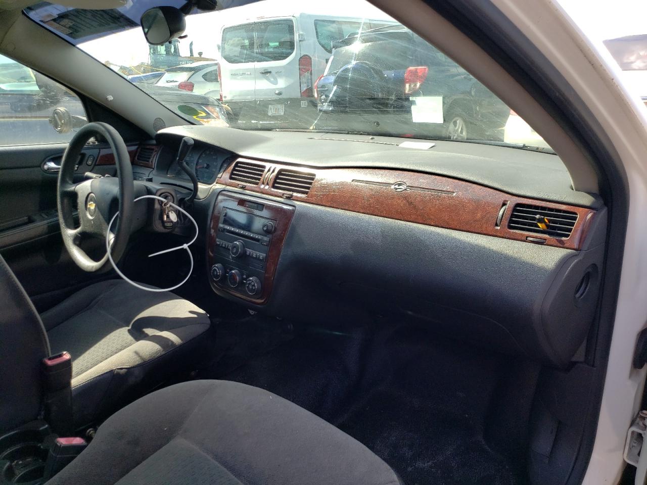 Photo 9 from auction – 2006 CHEVROLET IMPALA POL with VIN 2G1WS551969372530