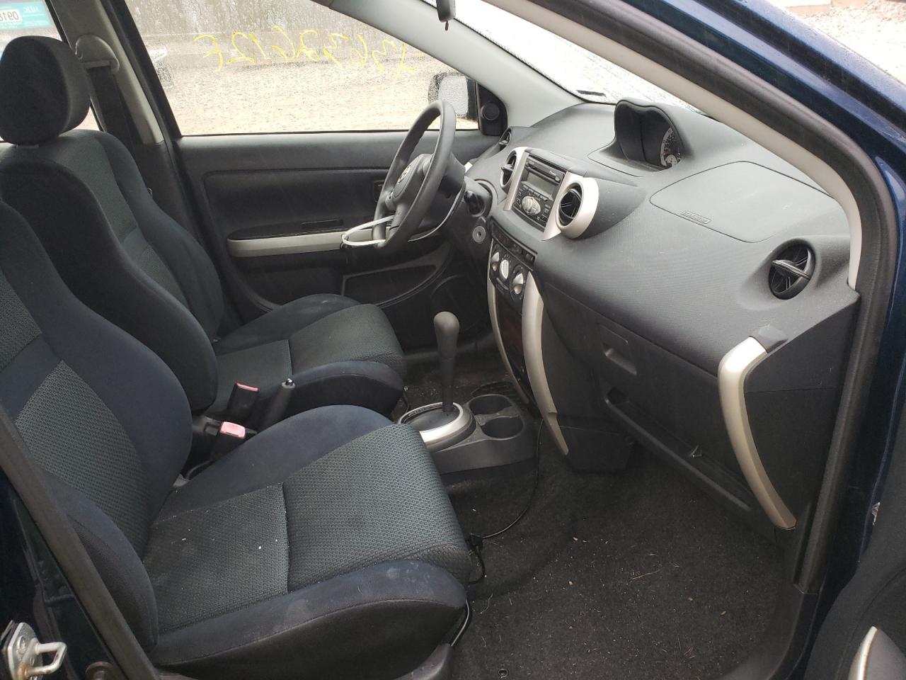 Photo 5 from auction – 2006 TOYOTA SCION XA with VIN JTKKT624X60152095