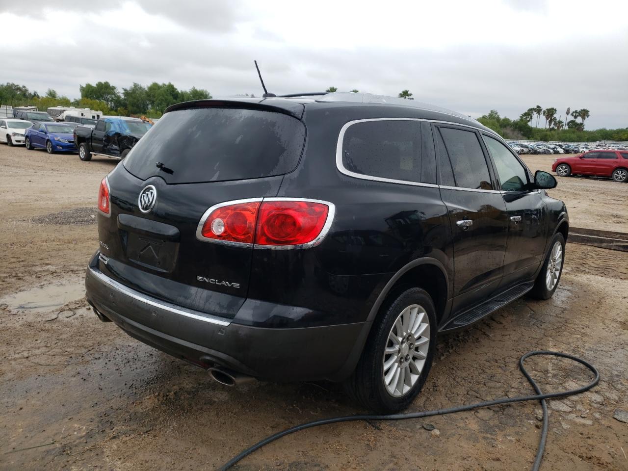 Photo 4 from auction – 2011 BUICK ENCLAVE CX with VIN 5GAKRAED3BJ145404