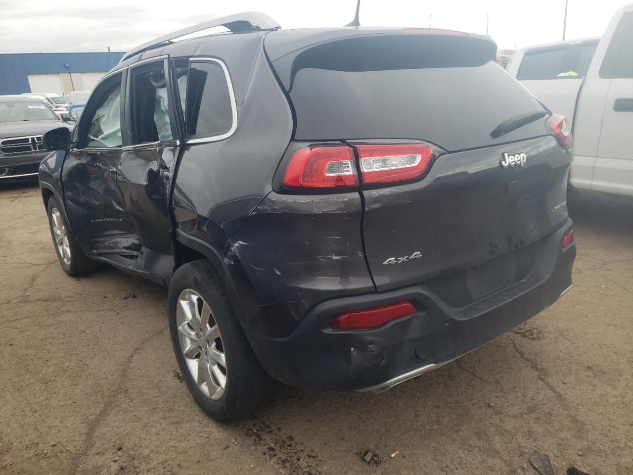 Photo 16 from auction – 2017 JEEP CHEROKEE L with VIN 1C4PJMDS4HW544153