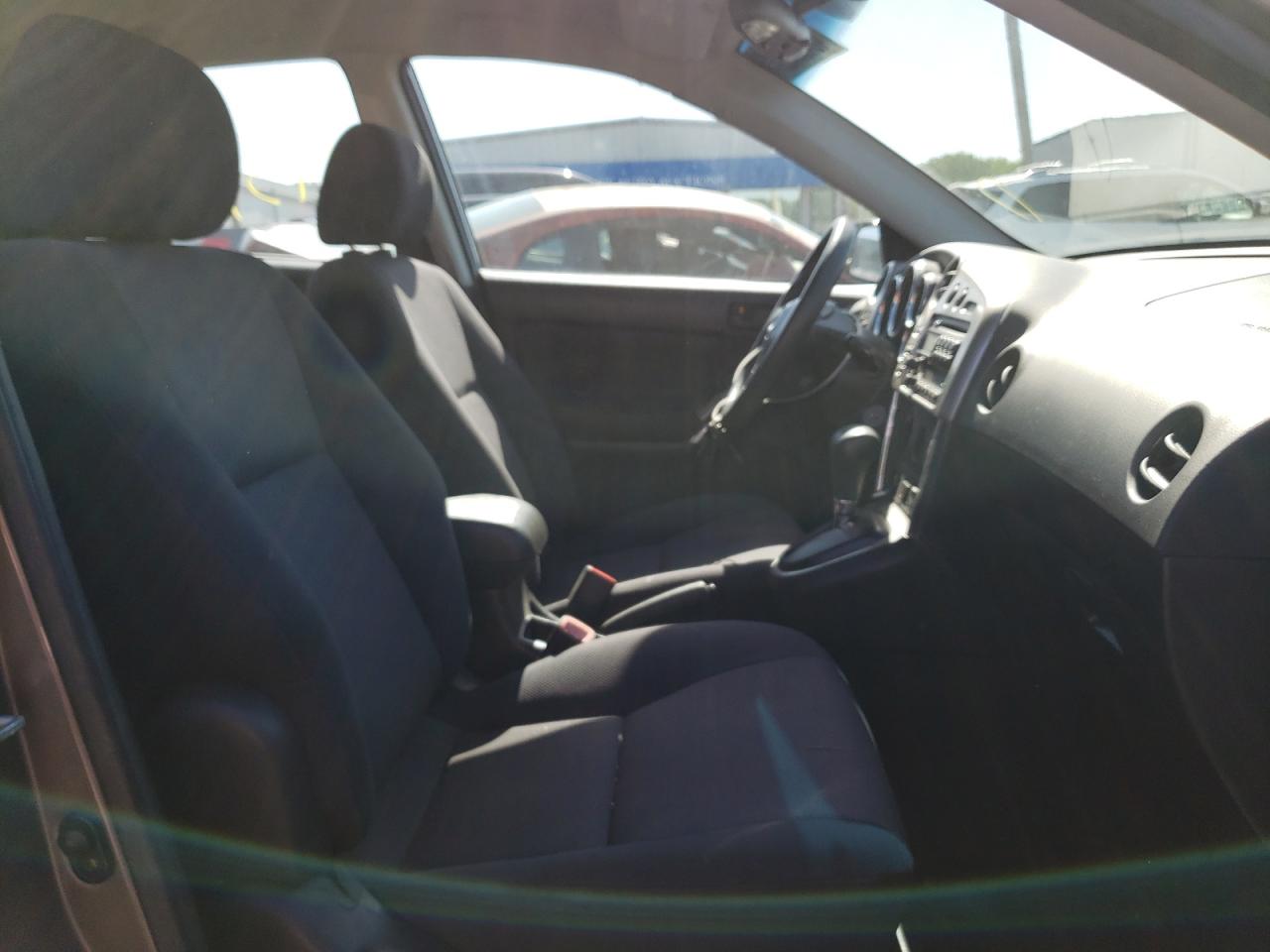 Photo 5 from auction – 2004 PONTIAC VIBE with VIN 5Y2SL62874Z459758