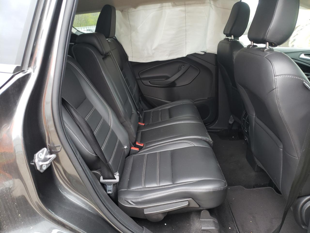 Photo 6 from auction – 2019 FORD ESCAPE SEL with VIN 1FMCU9HD1KUB76799
