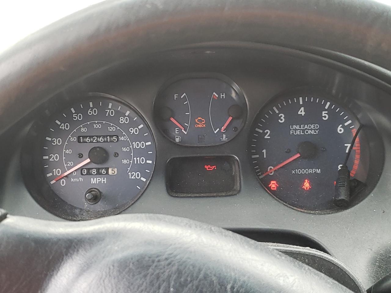 Photo 8 from auction – 1997 TOYOTA RAV4 with VIN JT3HP10V8V7065049