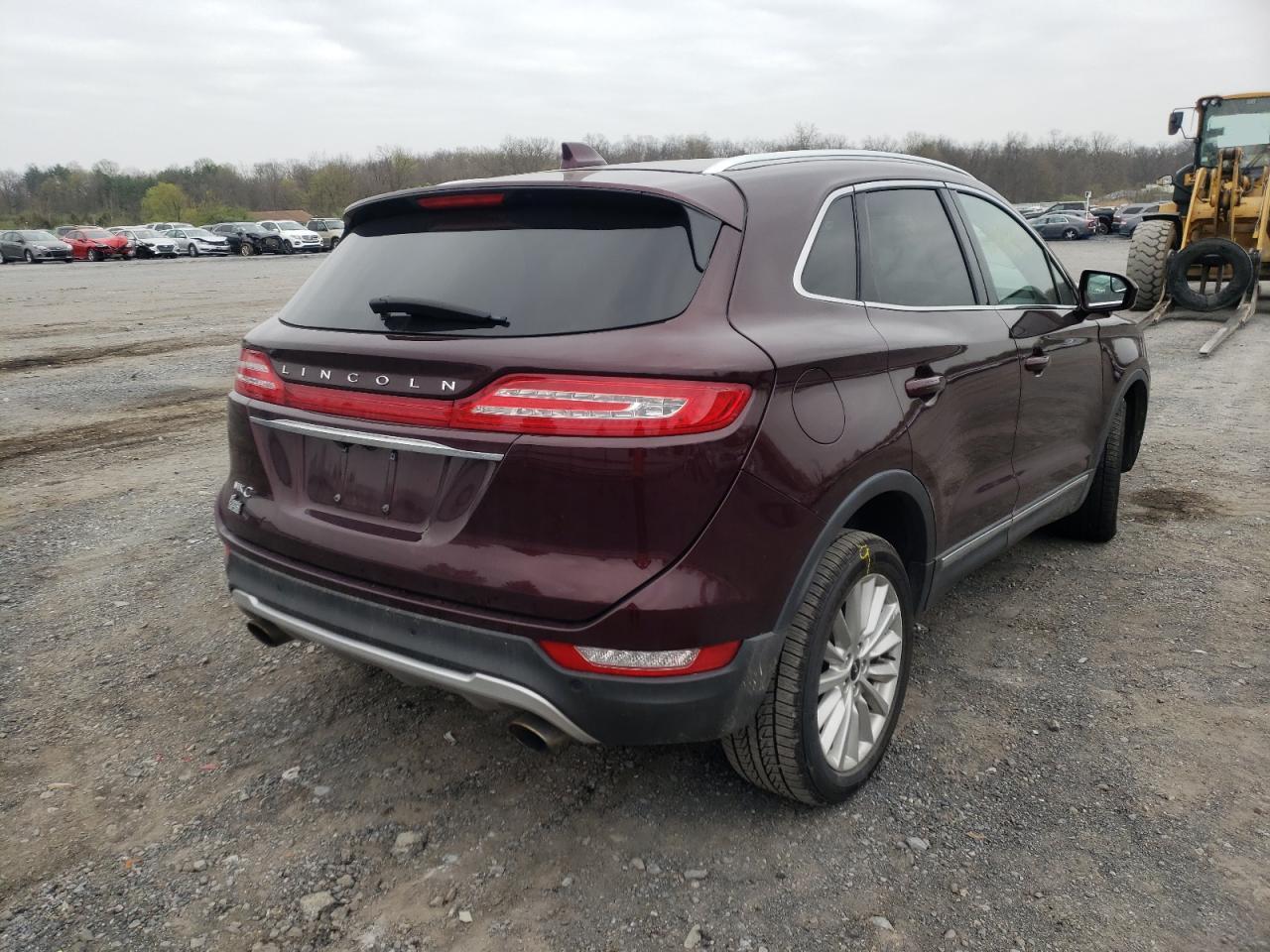 Photo 4 from auction – 2019 LINCOLN MKC with VIN 5LMCJ1D94KUL50003